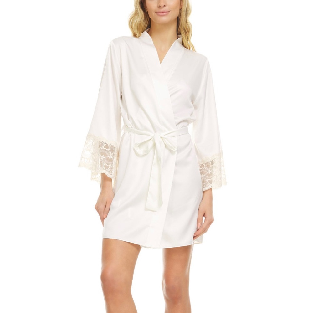 NWOT! Flora Nikrooz heart lace bridal satin robe